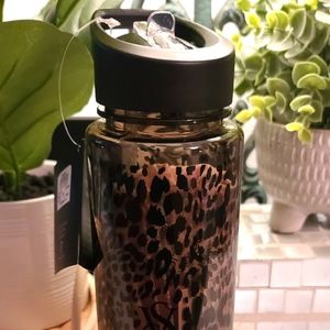 Victoria Secret Waterbottle with accessories